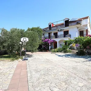 Bed&breakfast Drage